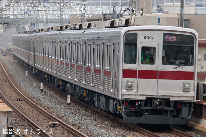 【東武】9000系9102F 南栗橋工場出場試運転を新田駅で撮影した写真