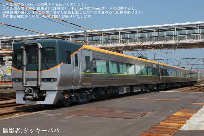 を多度津駅で撮影した写真