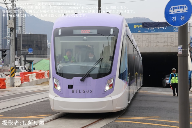 【Seoul Metro】韓国・ソウルの慰礼線トラムで試運転を不明で撮影した写真