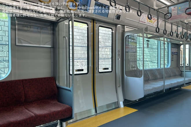 【相鉄】新型車両13000系13101×8(13101F) 営業運転開始を不明で撮影した写真