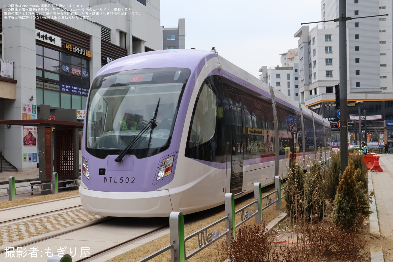 【Seoul Metro】韓国・ソウルの慰礼線トラムで試運転の拡大写真