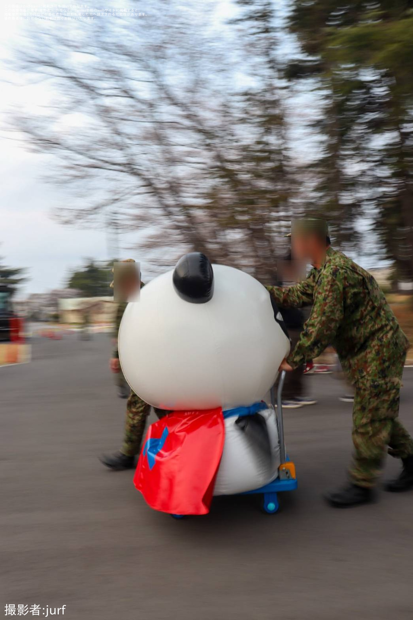 【京成】松戸駐屯地一般開放に京成パンダと松戸さんが登場の拡大写真