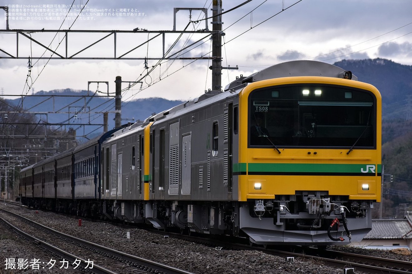 【JR東】GV-E197系TS08編成と旧型客車6両を使用した試運転の拡大写真