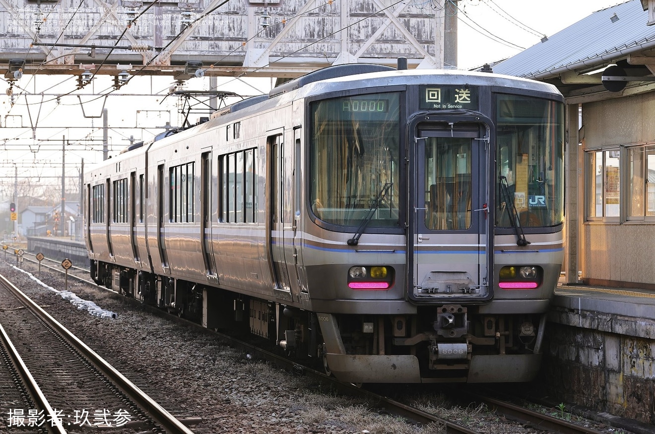 【JR西】223系5000番台P6編成網干総合車両所本所入場回送の拡大写真