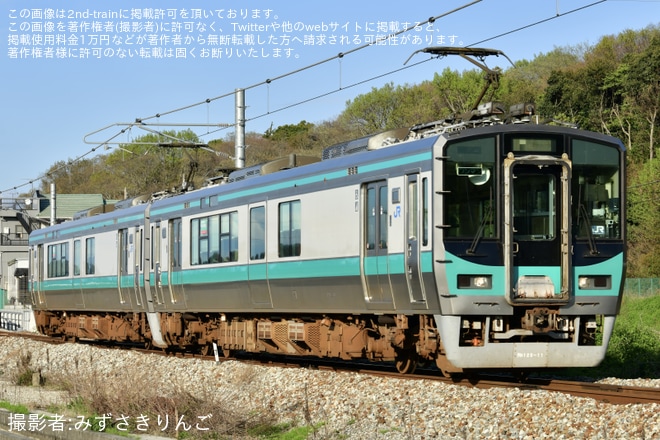 【JR西】加古川線沿線花見シーズンによる臨時列車、延長運転が行われるを神野～日岡間で撮影した写真