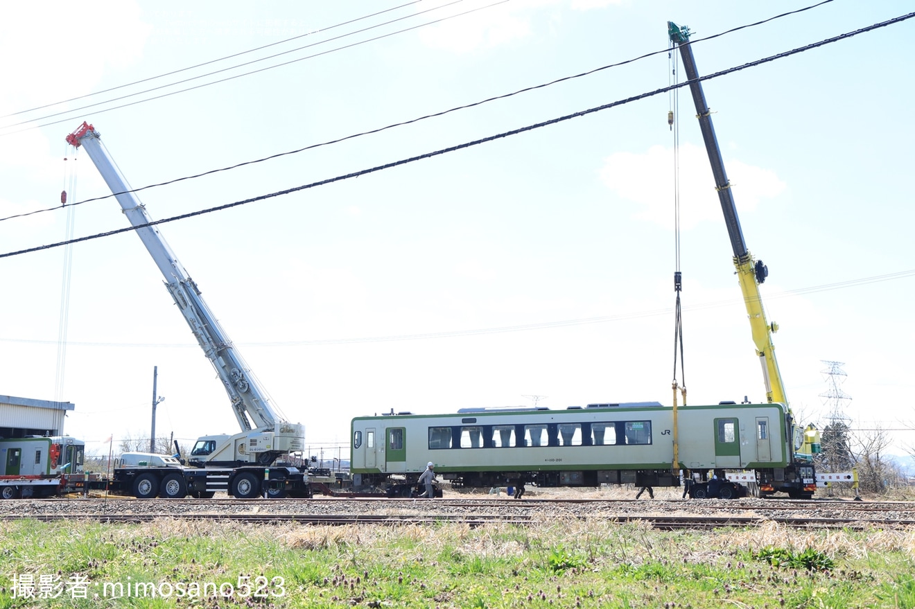 【JR東】キハ110-201が新潟車両センター新津派出所へ陸送の拡大写真