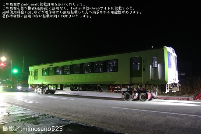 【JR東】キハ110-201が新潟車両センター新津派出所へ陸送（2枚目）