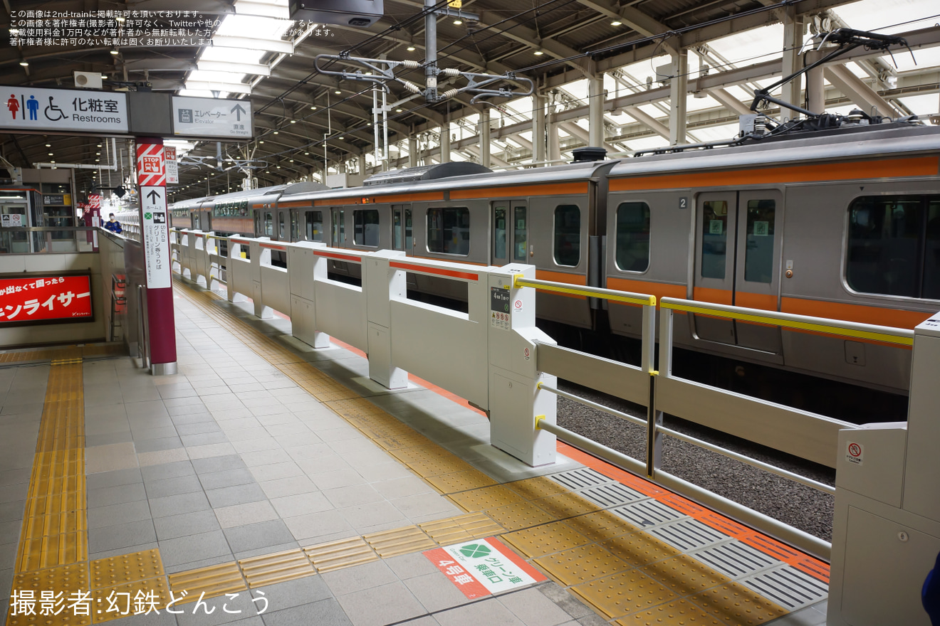【JR東】中央快速線 武蔵境駅のホームドアが稼働開始の拡大写真