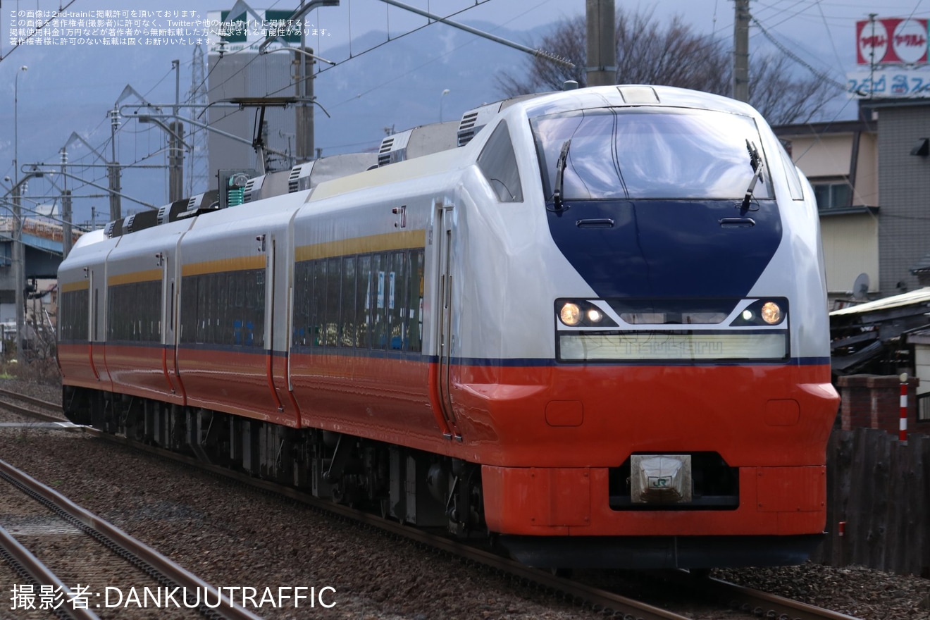 【JR東】臨時特急「弘前さくらまつり号」を運行(202604)の拡大写真