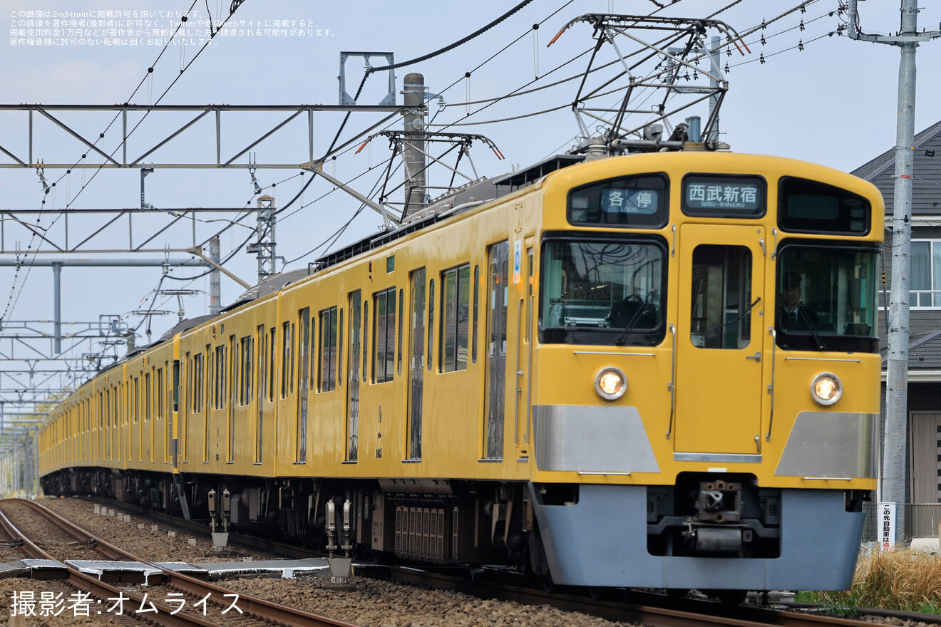 【西武】2000系2465F+2047Fが新宿線8両各停を代走の拡大写真
