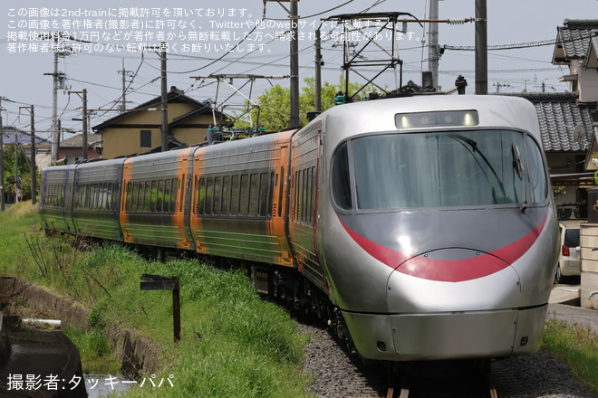 【JR四】8000系L6編成が検査を終えて多度津工場出場 - 多度津工場構外側線にて撮影