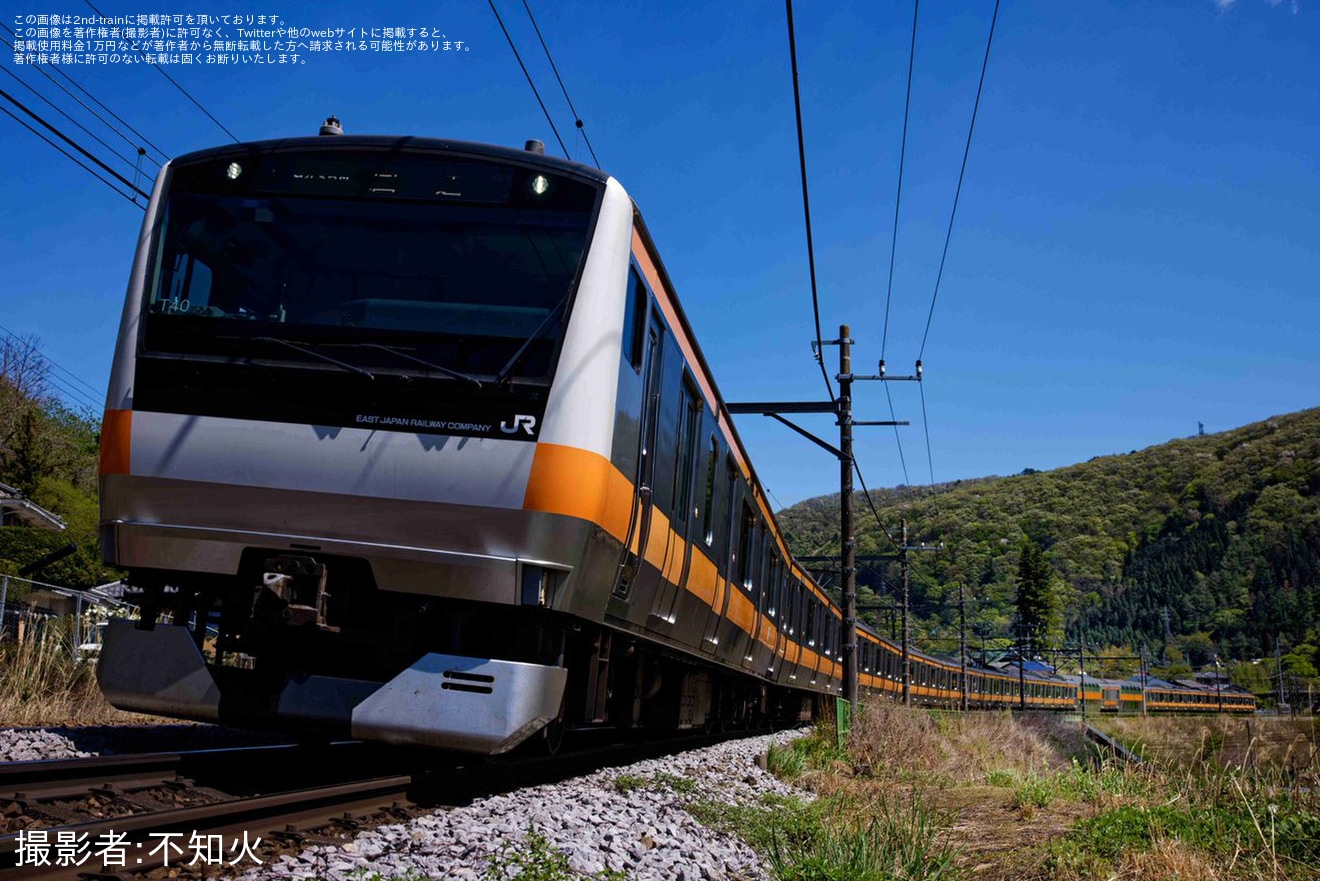 【JR東】E233系T40編成(グリーン車はT15編成のものを組み込み)長野総合車両センター入場回送の拡大写真