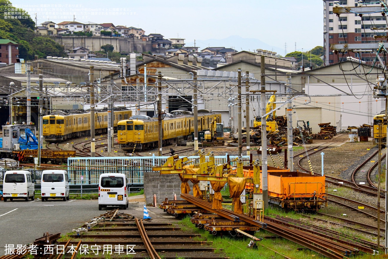【JR西】227系L01編成下関総合車両所本所入場回送の拡大写真
