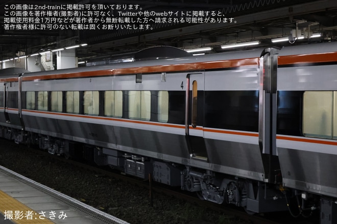 【JR海】385系E1編成が日本車両出場公式試運転を不明で撮影した写真