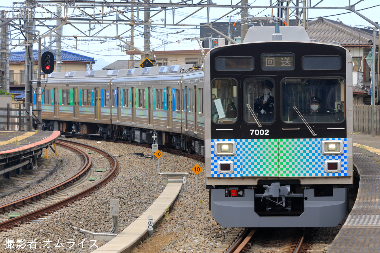 【西武】7000系7102F(元東急9000系9003F) 狭山線内乗務員訓練の拡大写真