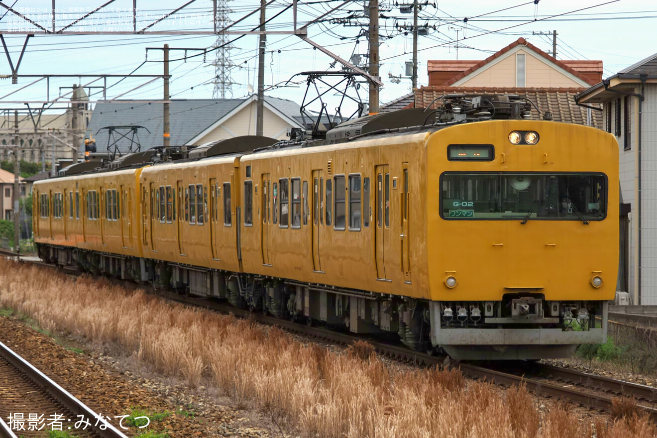【JR西】115系G-02とG-03編成が廃車回送の拡大写真