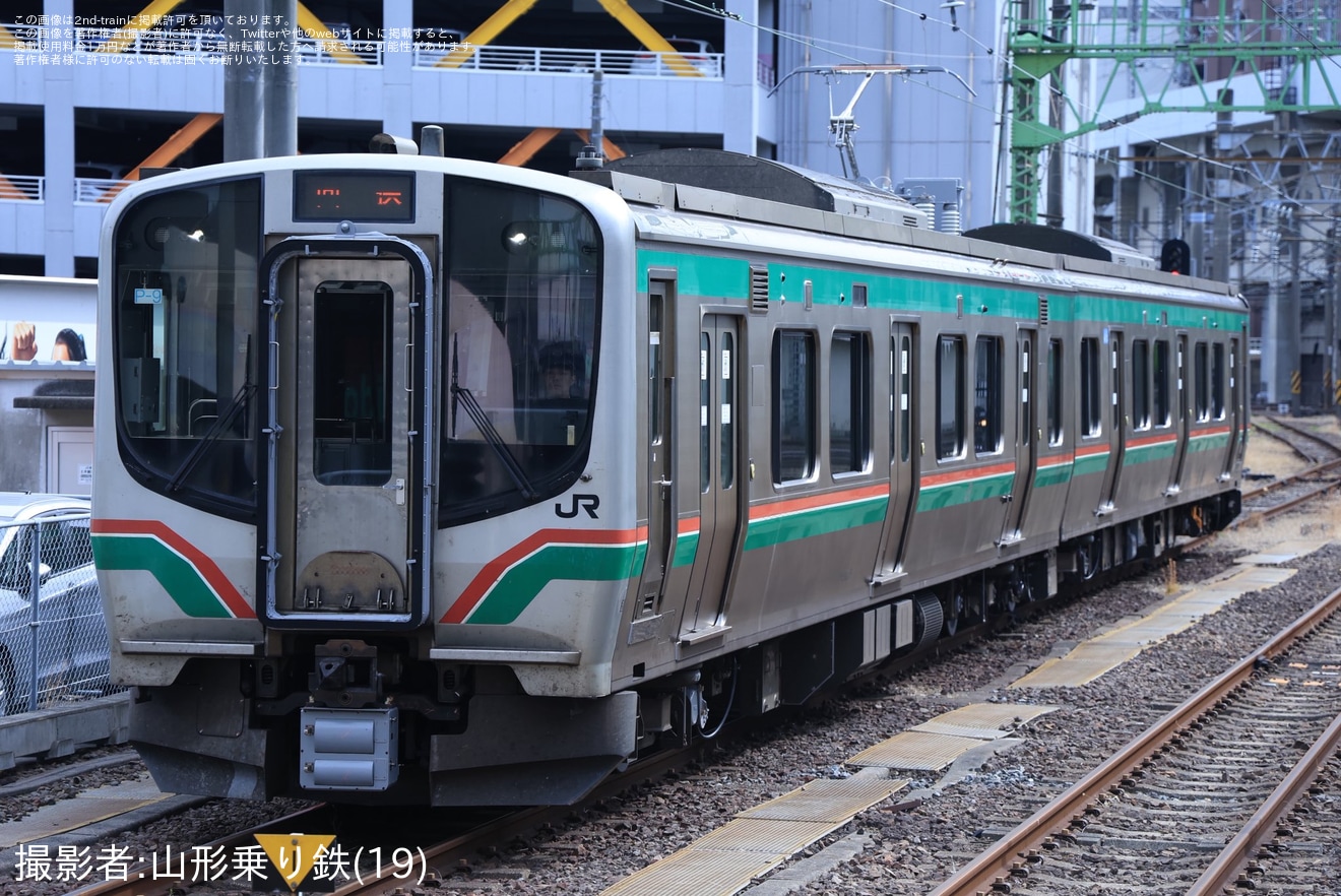 【JR東】E721系P-9編成郡山総合車両センター出場回送の拡大写真