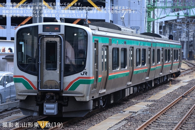 【JR東】E721系P-9編成郡山総合車両センター出場回送を不明で撮影した写真