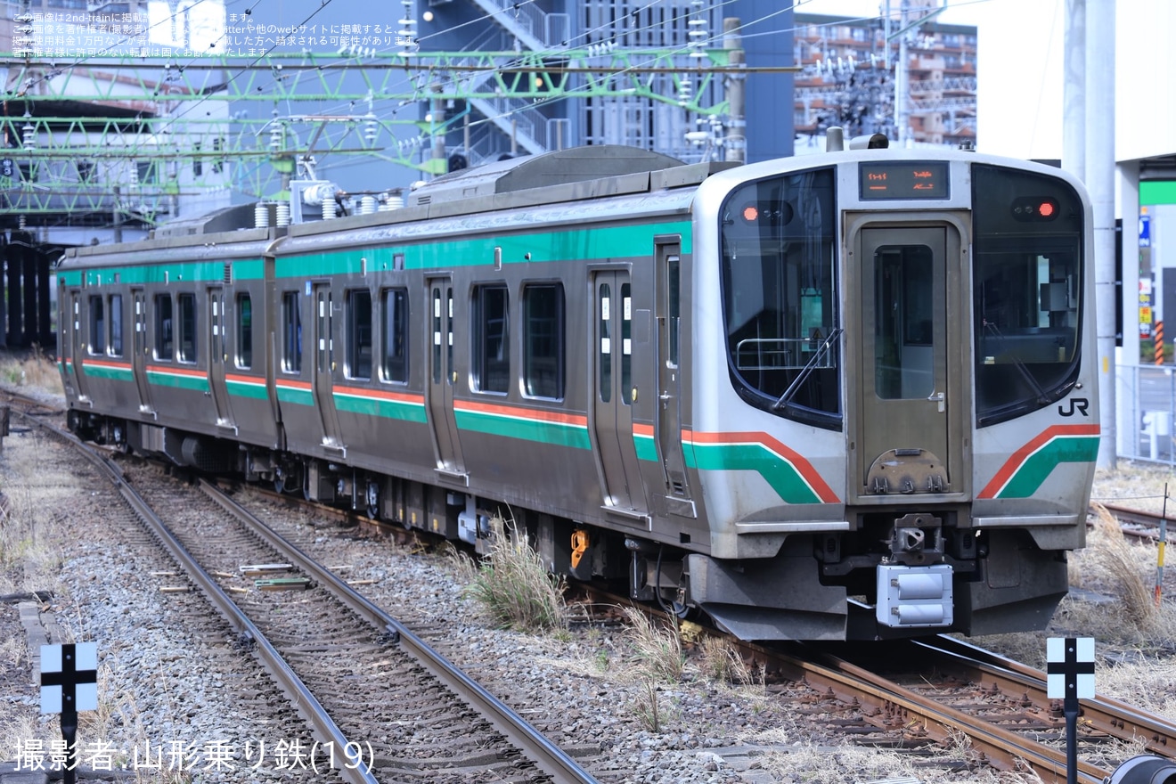 【JR東】E721系P-9編成郡山総合車両センター出場回送の拡大写真