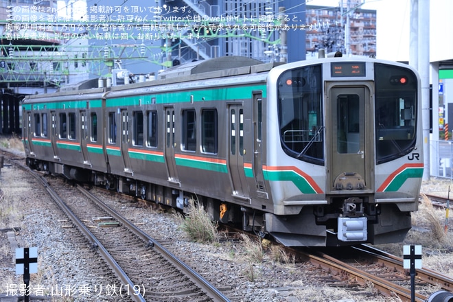 【JR東】E721系P-9編成郡山総合車両センター出場回送を不明で撮影した写真