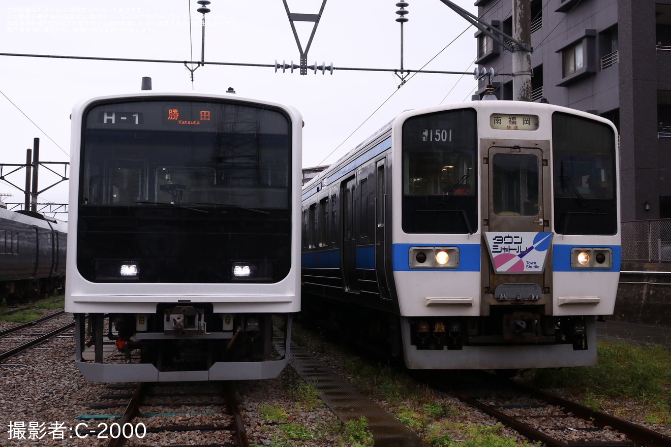 【JR九】「501系・415系の車両見学会」で415系Fo-1501編成が常磐線時代風の姿にの拡大写真