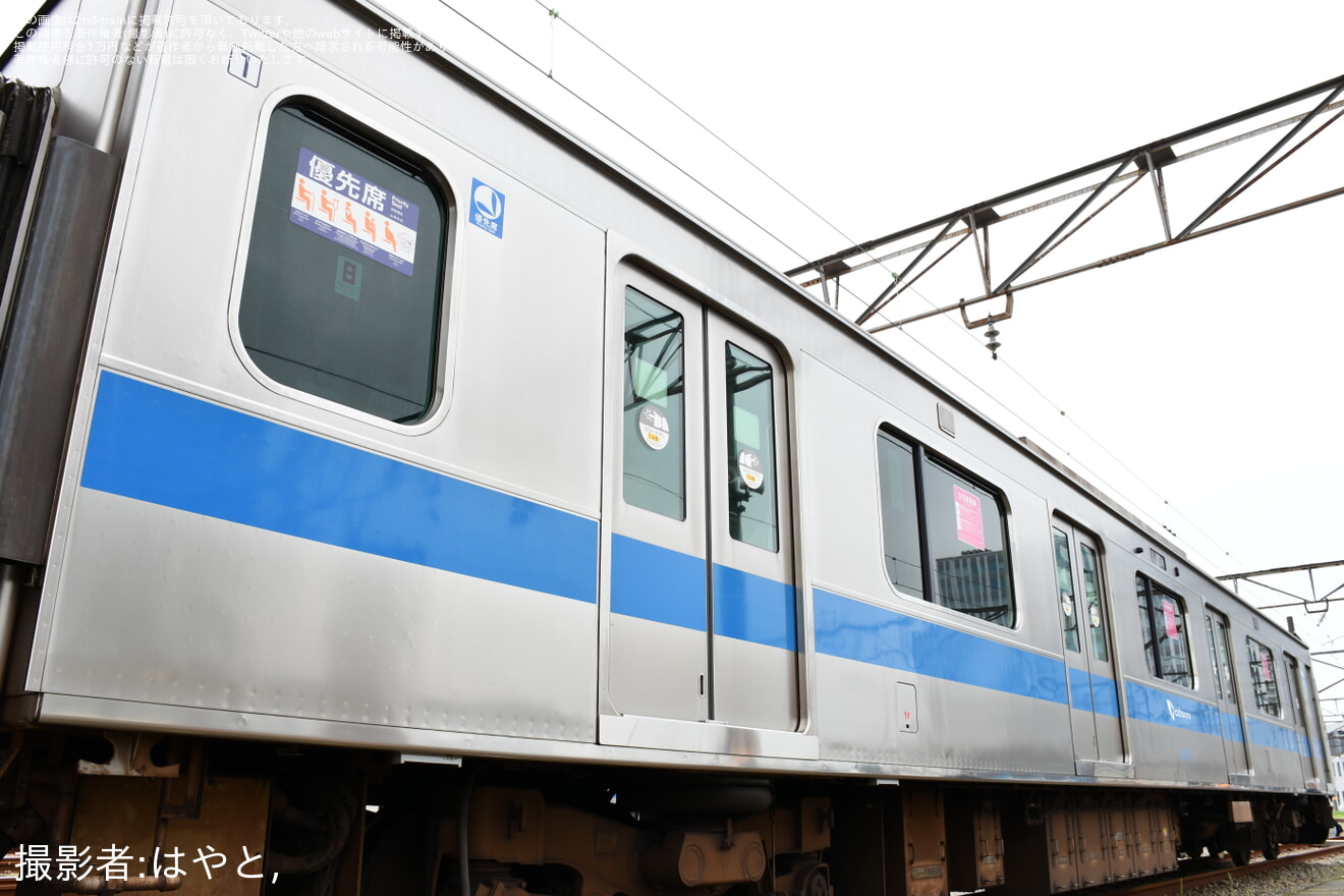 【小田急】『小田急通勤車両図鑑Vol.4-4000形撮影会』が開催の拡大写真