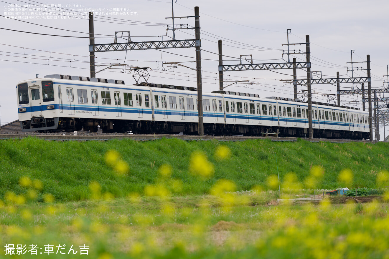【東武】8000系81117F廃車回送の拡大写真