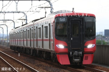 【名鉄】「『ウマ娘 シンデレラグレイ』×笠松競馬場コラボPRイラスト系統板」掲出列車運行開始