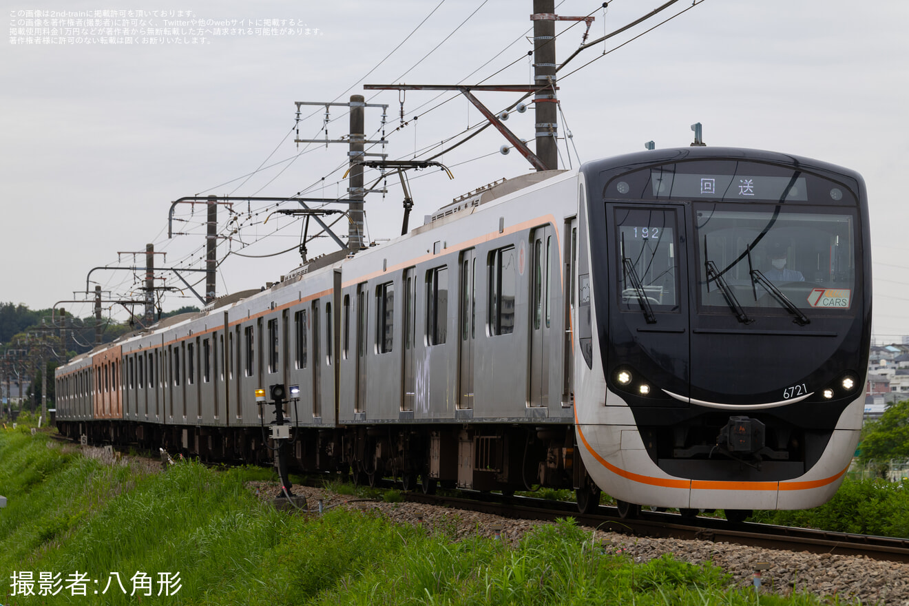 【東急】6020系6121F長津田車両工場入場回送の拡大写真
