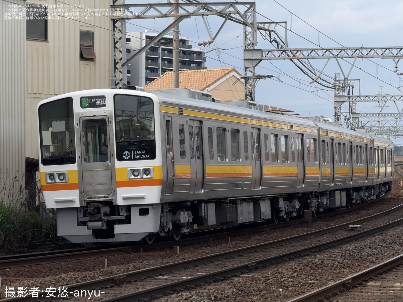 【三岐】5000系S52編成(元JR東海211系SS8編成)が営業運転に充当 の拡大写真