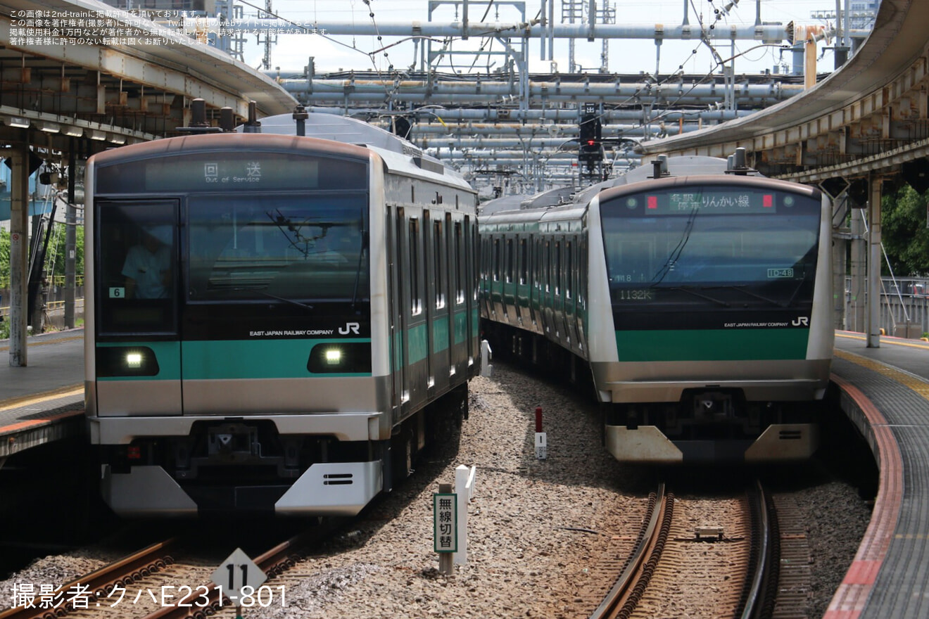 【JR東】E233系2000番台マト6編成 東京総合車両センター出場回送の拡大写真