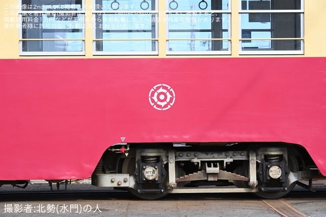 を赤岩口車庫で撮影した写真
