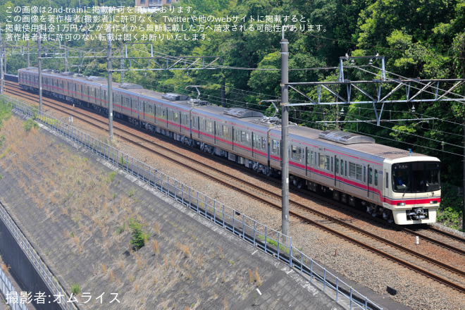 を京王堀之内～南大沢間で撮影した写真
