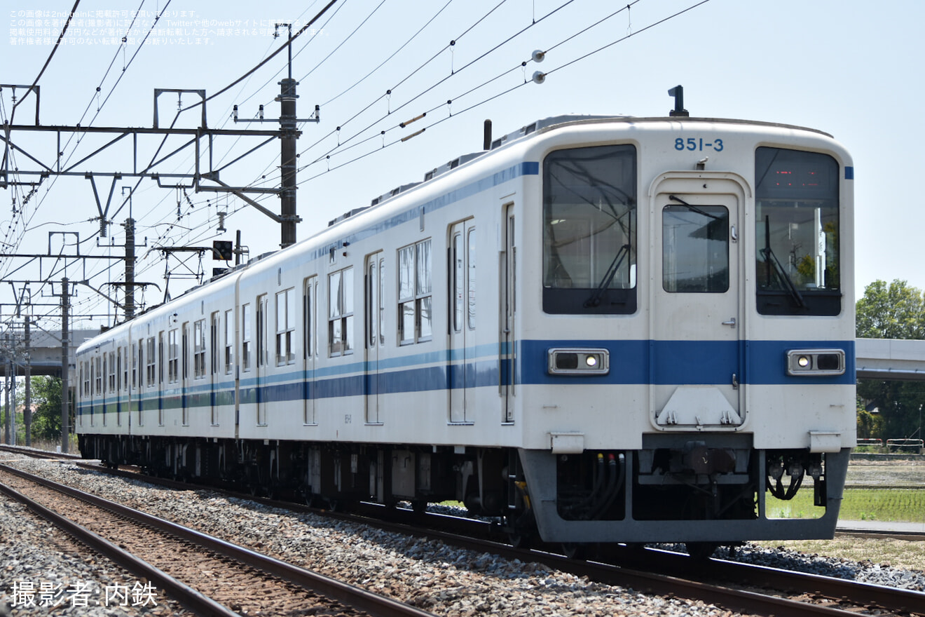 【東武】850型851F 廃車回送の拡大写真