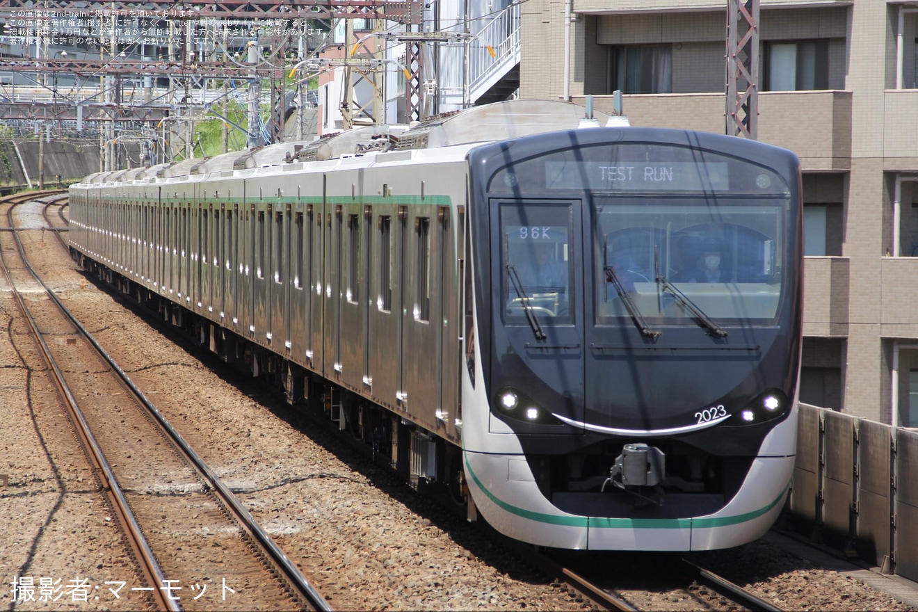 【東急】2020系2123Fが長津田車両工場出場試運転の拡大写真