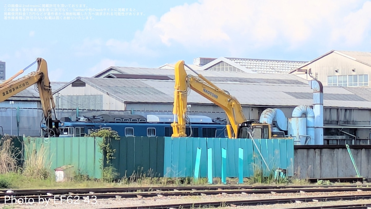 JR東日本 長野総合車両所 改造銘板 JR東日本 長野総合車両所 改造銘板