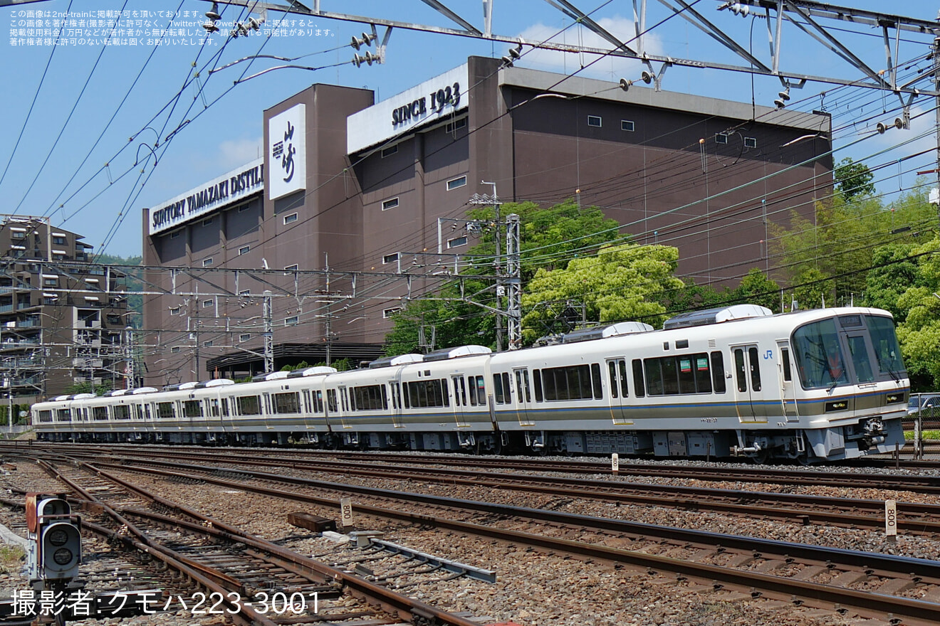【JR西】221系NC607編成吹田総合車両所本所出場試運転の拡大写真