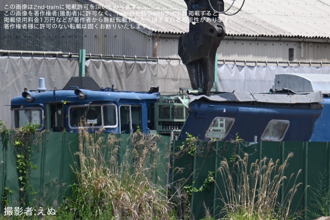 【JR東】EF64-1001の解体処分が開始を不明で撮影した写真