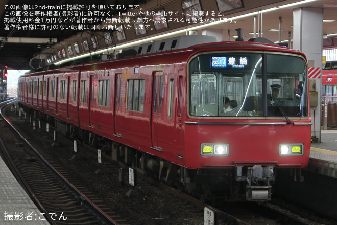 【名鉄】6500系6523Fが急行豊橋行きと急行一宮行きの運用にを名鉄一宮駅で撮影した写真