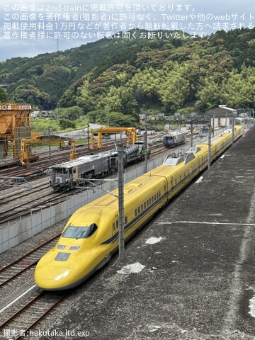 【JR西】923形T5編成が新岩国駅留置線に入線