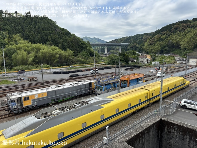 【JR西】923形T5編成が新岩国駅留置線に入線（2枚目）