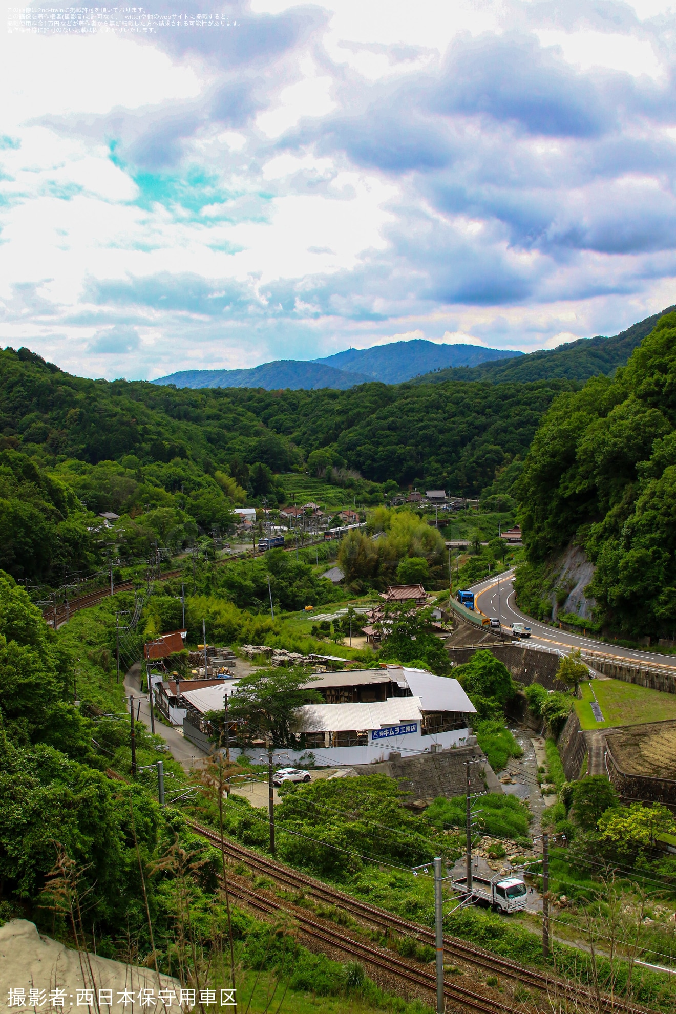 【JR西】227系R-16+R-17編成が下関支所から岡山へ返却回送の拡大写真