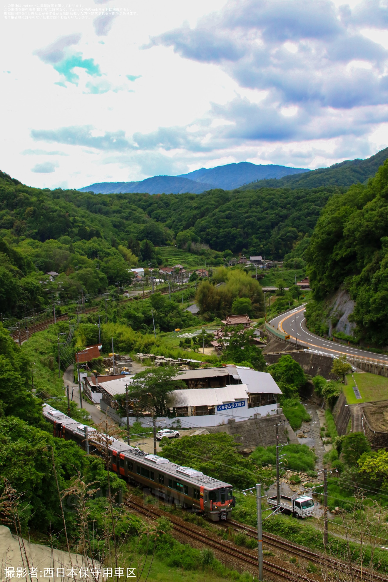 【JR西】227系R-16+R-17編成が下関支所から岡山へ返却回送の拡大写真