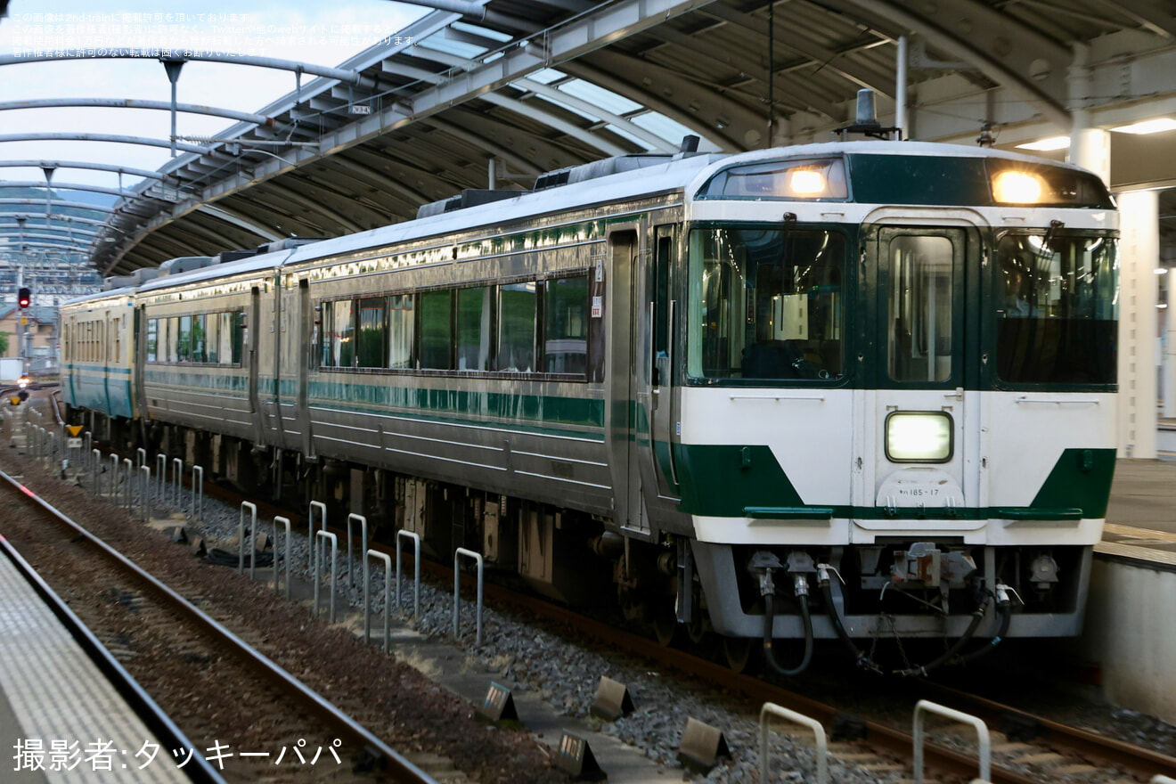 【JR四】キハ47形キハ47-177が多度津工場へ廃車回送の拡大写真