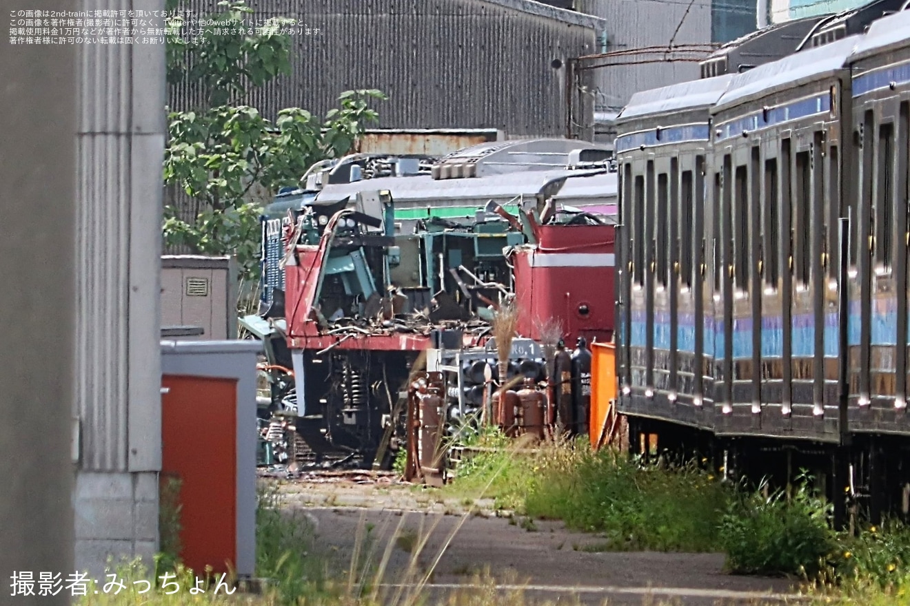 【JR東】ED75-759が秋田総合車両センターで解体の拡大写真