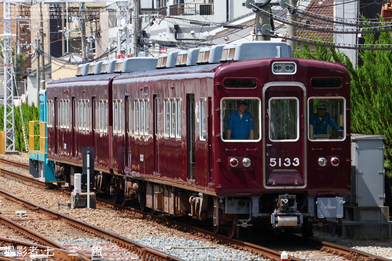 【阪急】5100系5132Fが2両ずつに分割されていることを確認の拡大写真