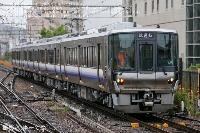 【JR西】223系HE403編成吹田総合車両所本所出場試運転を不明で撮影した写真