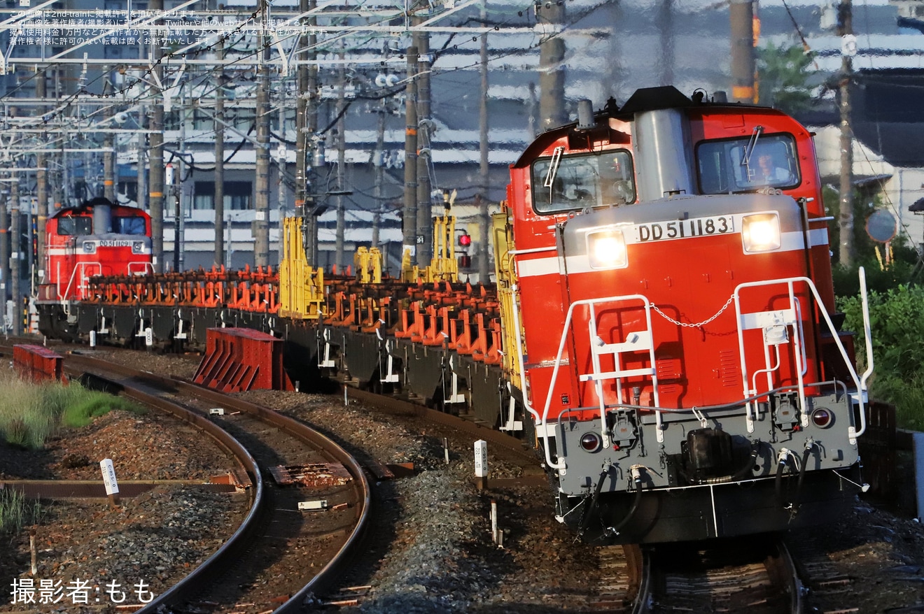 【JR西】DD51-1183+チキ10B+DD51-1109で長尾工臨返空の拡大写真