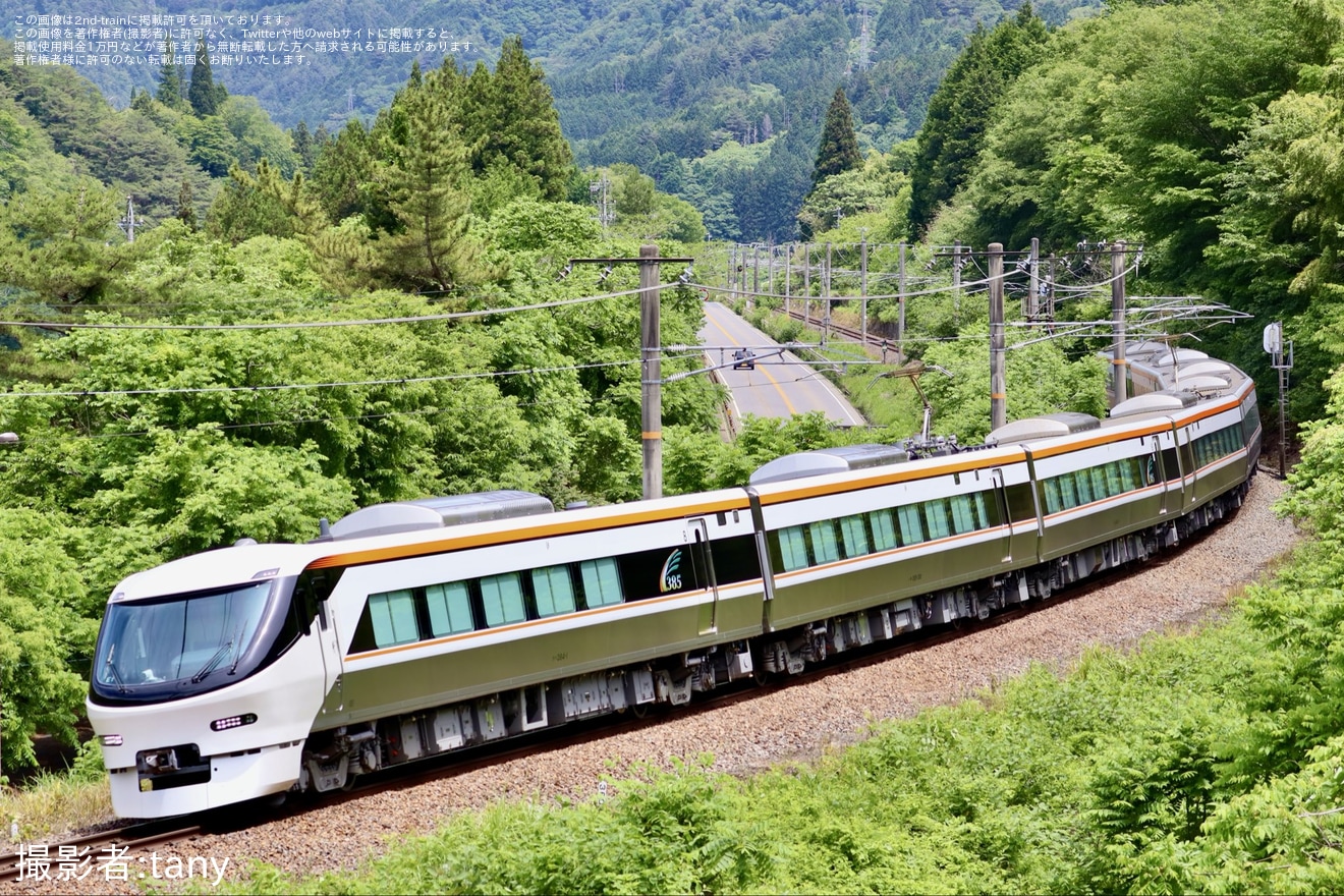 【JR海】385系E1編成が中央線洗馬駅まで性能確認試運転の拡大写真