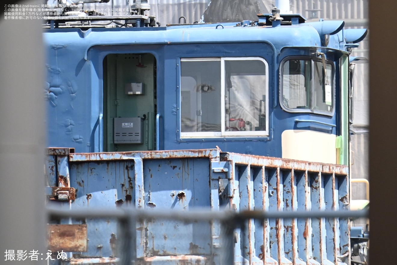 JR東】EF64-1053の解体処分が開始 |2nd-train鉄道ニュース